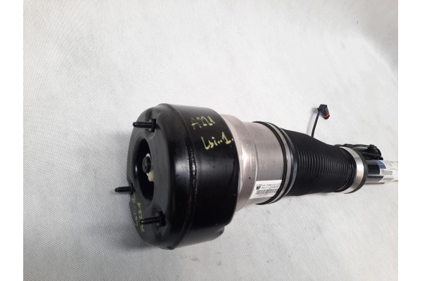 Amortiguador delantero Airmatic Mercedes S-Class W221 A221320931380 usado 2