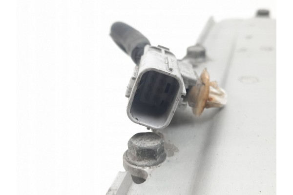 Sistema de precalentamiento del motor Peugeot iOn 2011 7806A011 usado 3