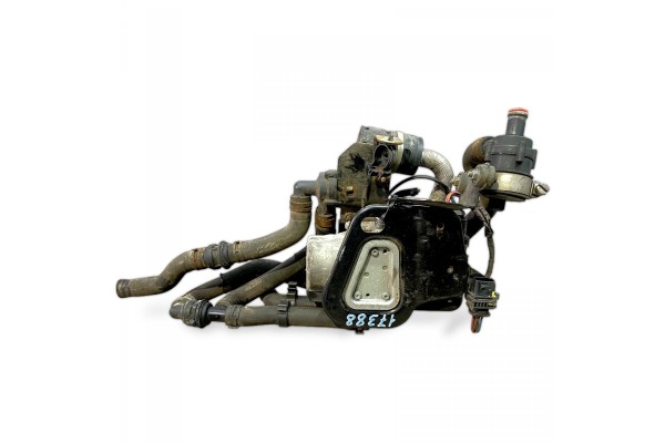 Calentador de agua Mercedes-Benz A9608304761 usado 8