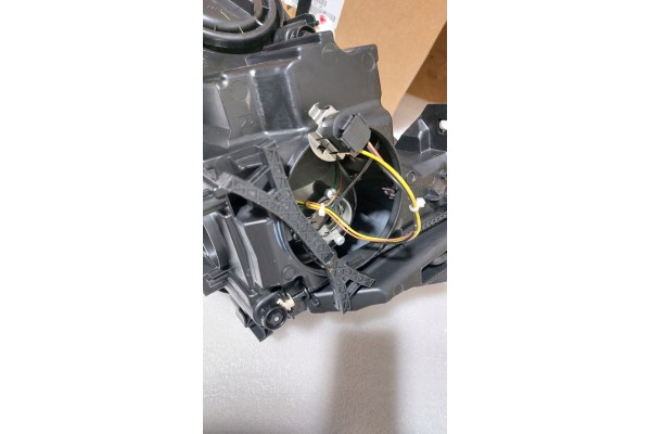 Faro Abakus 440-11A8RMLDEM2 nuevo 6