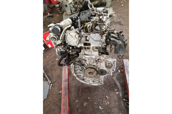 Motor completo Peugeot 308 T9 lift post 1,2 Thp HN05 usado 6