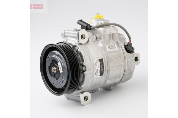 Compresor de aire acondicionado Denso DCP05045 usado 7