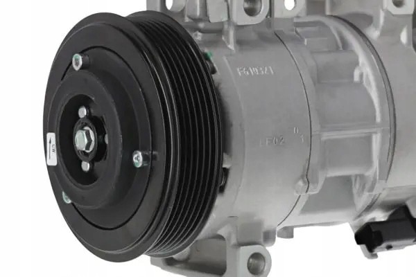 Compresor de aire acondicionado Valeo 813201 nuevo 2