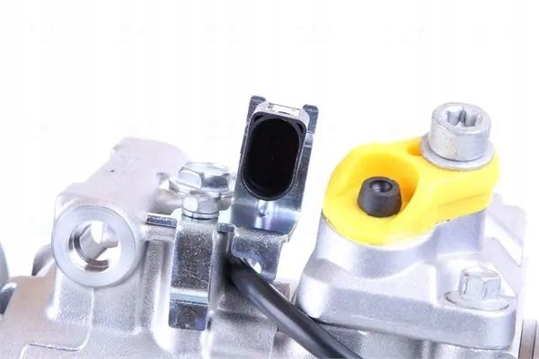 Compresor de aire acondicionado Nissens 89513 usado 4