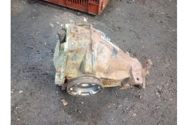 Diferencial Trasero Mercedes W202 W210 W124 Relación 3.27 1243513008 usado 3