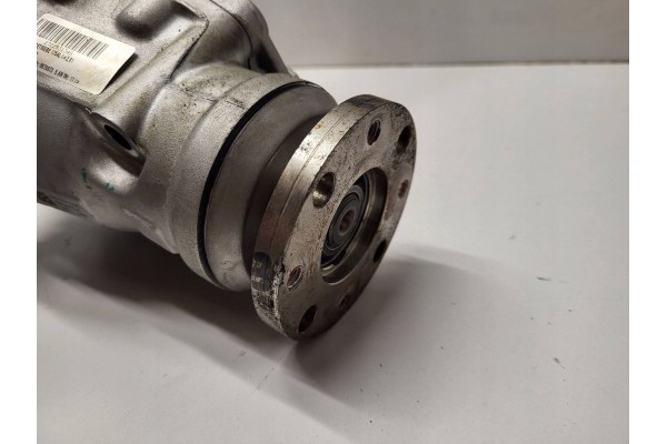 Diferencial puente delantero 2.81 BMW G11 G12 G30 G31 8679973 7647388 usado 7