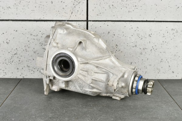 Diferencial trasero BMW 5 G30 G31 3.23 9468291 con 20207 km usado 2