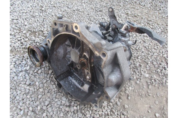 Caja de cambios VW Golf V 5 1.6 Fxo Fxq Bgu Bse usado 3