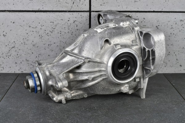 Diferencial trasero BMW 6 G32 7 G11 G12 3.08 8638073 B58 usado 2