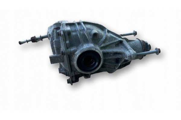 Diferencial trasero BMW 2 G42 33108647923 usado 5