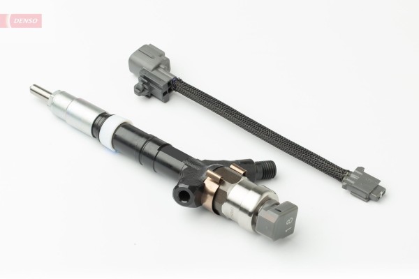Inyector Denso DCRI100740 nuevo 3