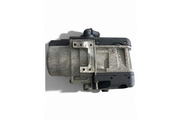 Calefactor de estacionamiento BMW 3 E90 E91 Webasto 9195108 usado 2
