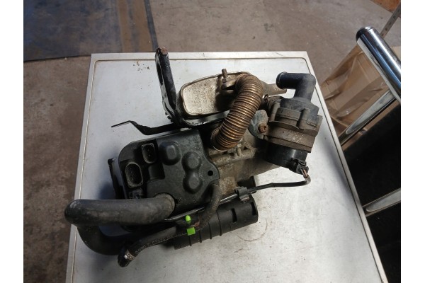 Calefactor estacionario Webasto VW Sharan II 7N Alhambra 7N0815065G usado 8