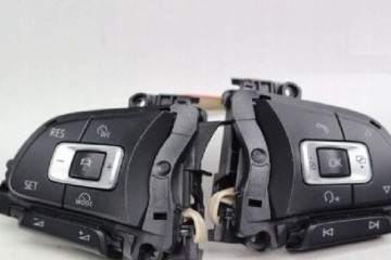 5G0959442NICX SET OF BUTTONS MULTIFUNCTIONAL STEERING WHEEL PARTS OE VOLKSWAGEN Catalog number of the part 5G0959442NICX