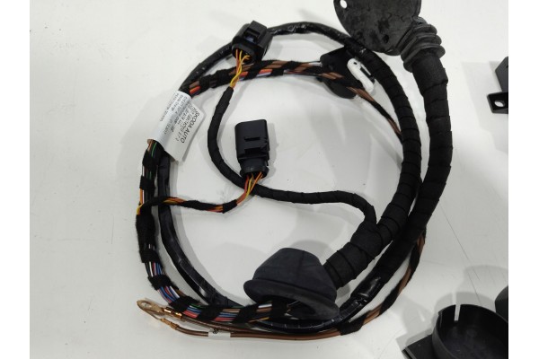 Módulo de Instalación de Enganche de Remolque VW Skoda Audi 5H0907383C nuevo 3