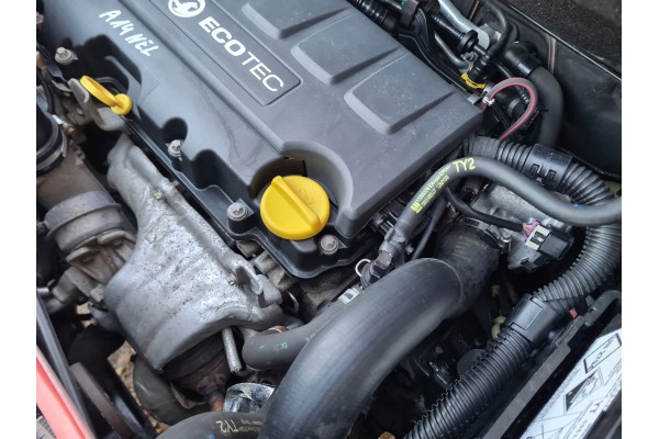 Motor 1.4 Turbo A14NEL 120CV Opel Zafira C usado 3