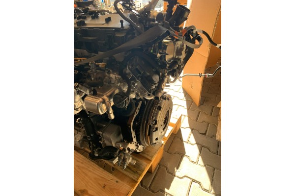 Motor Renault NV300 2.0 DCI M9RZ717 302059239R 0445011500 208A07119R 144104384R usado 7