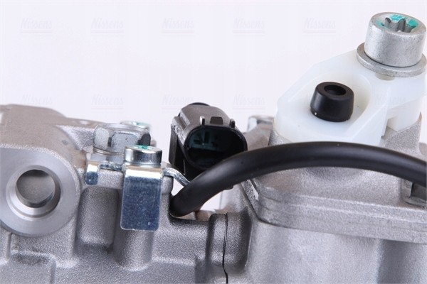 Compresor de aire acondicionado Nissens 89090 usado 7