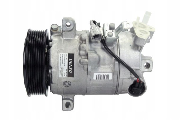 Compresor de aire acondicionado Denso DCP23032 usado 2