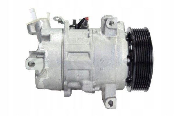 Compresor de aire acondicionado Denso DCP23032 usado 5