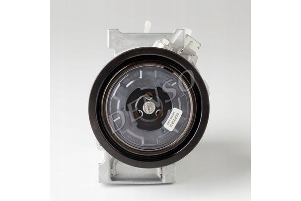 Compresor de aire acondicionado Denso DCP23032 usado 7