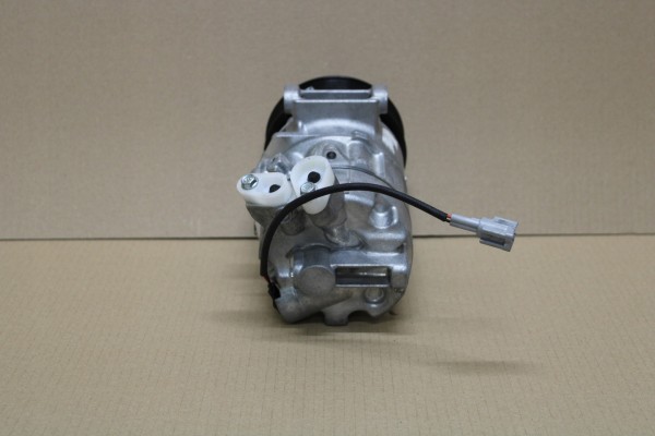 Compresor de aire acondicionado DENSO DCP23032