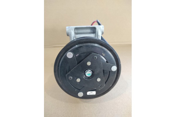 Compresor de aire acondicionado Renault Megane 2.0dci 05- - Delphi TSP0155464 usado 3