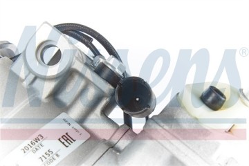 Compresor de aire acondicionado NISSENS 89022