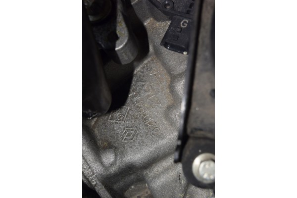 Caja de cambios Renault Captur 1.6 Híbrido DB1010 231B15778R 321019416R usado 6