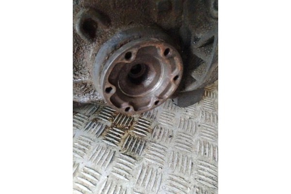 Reductor trasero BMW Serie 7 (E65, E66, E67) 7502978 3.0L diésel 170kW 2006 usado 2
