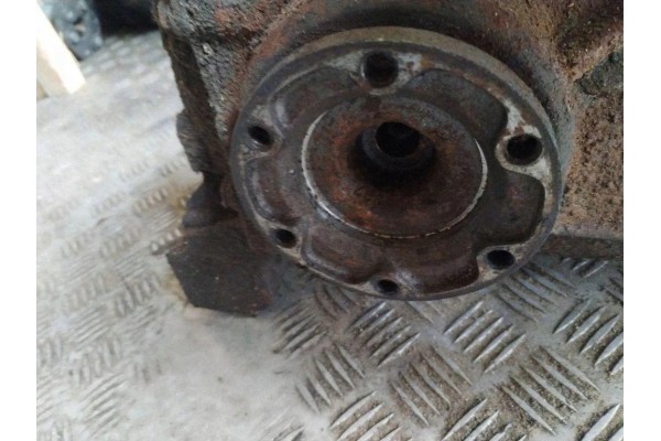 Reductor trasero BMW Serie 7 (E65, E66, E67) 7502978 3.0L diésel 170kW 2006 usado 3