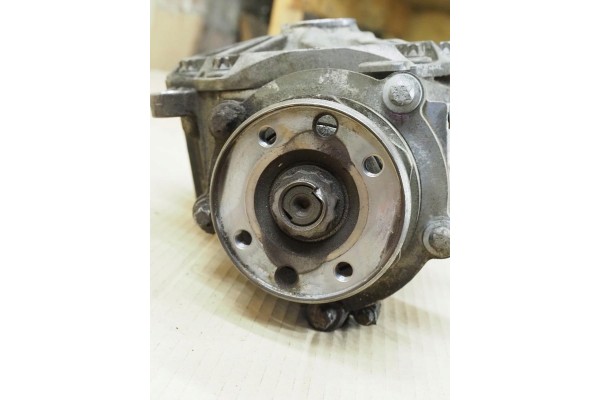 Reductor delantero Dyfer A2213301402 Mercedes W212 W216 W218 W221 4MATIC usado 9