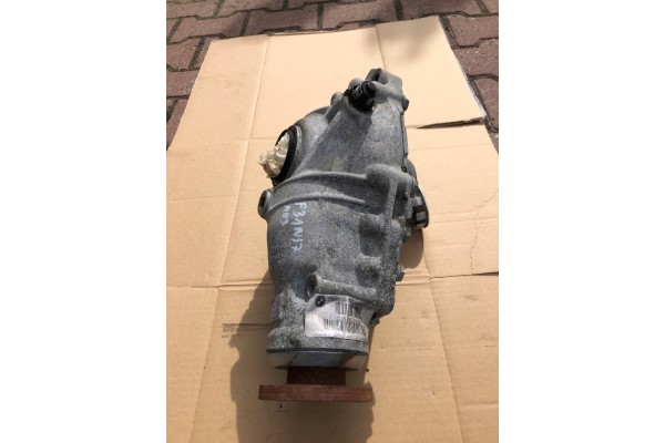 Puente delantero BMW F30 F31 F33 F36 3.23 7584519 usado 2