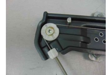 2 PIN ELEVALUNAS DELANTERO DERECHO SSANGYONG TIVOLI Limited 4x2 2017 2 PIN 177935 SSANGYONG - 5