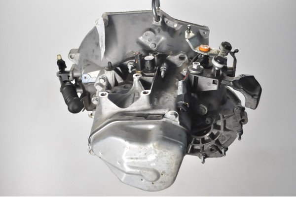 Caja de Cambios Manual Citroën C3 Iii 1.2 Pure Tech 12V 61kW 82CV 20A728 usado 3