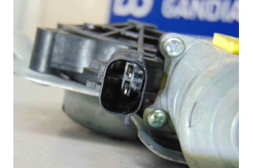 2 PIN ELEVALUNAS DELANTERO IZQUIERDO SSANGYONG TIVOLI Limited 4x2 2017 2 PIN 177939 SSANGYONG - 1