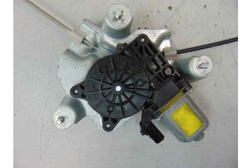 2 PIN ELEVALUNAS DELANTERO IZQUIERDO SSANGYONG TIVOLI Limited 4x2 2017 2 PIN 177939 SSANGYONG - 5