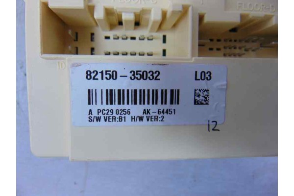 82150-35032 CAJA RELES / FUSIBLES SSANGYONG TIVOLI Limited 4x2 2017 82150-35032 177944 SSANGYONG - 2