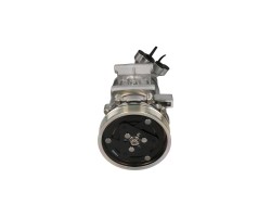 RENAULT AIR CONDITIONING COMPRESSOR