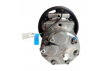 Air conditioning compressor fits VOLVO FH FH16 FM 10 8D 12 8D 16 1D Catalog number of the part 10 5298