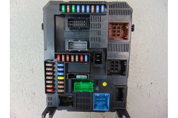 9807531680  CAJA RELES / FUSIBLES CITROEN C4 CACTUS Feel 2014 9807531680 179030 CITROEN - 3