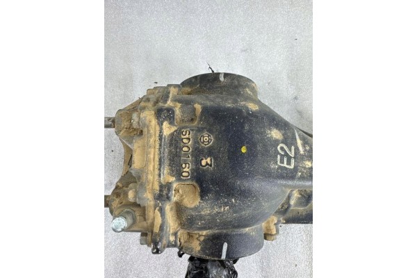 Reductor trasero Subaru SD0160 2.4L gasolina 126kW 2021 usado 2