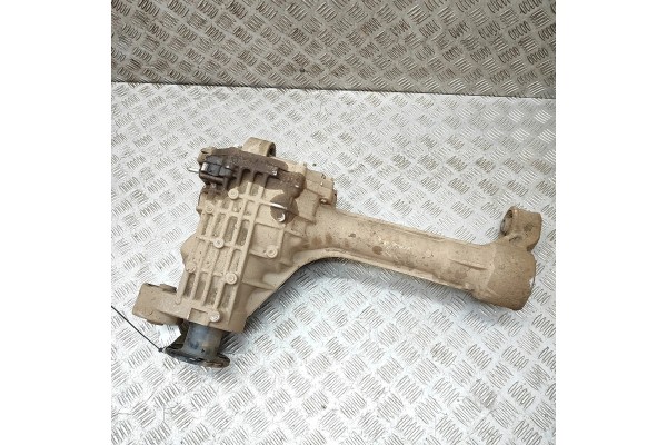 Reductor delantero Nissan NP300 Navara Pick-Up (D23) 2.3L 385004JR5A usado 2