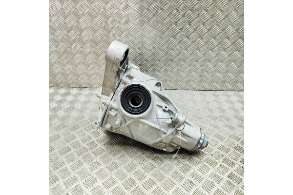 Reductor trasero BMW X6 (G06) 8839460 37682207 3.0L 250 kW 2023 usado 3
