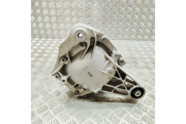 Reductor trasero BMW X6 (G06) 8839460 37682207 3.0L 250 kW 2023 usado 4