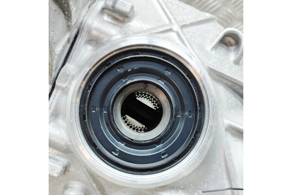 Reductor trasero BMW X6 (G06) 8839460 37682207 3.0L 250 kW 2023 usado 6