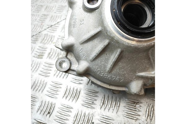 Reductor delantero BMW X6 (G06) 10386762 37679201 3.0L 250 kW 2023 usado 5