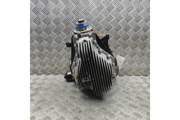 Reductor trasero BMW X3 (G01, F97) 7887183 37640939 3.0L 353kW 2023 usado 5