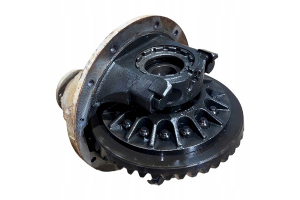 Diferencial Linkker 831247A, eje motriz usado 5