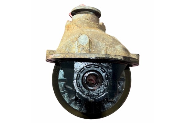 Diferencial Linkker 831247A para eje motriz usado 2